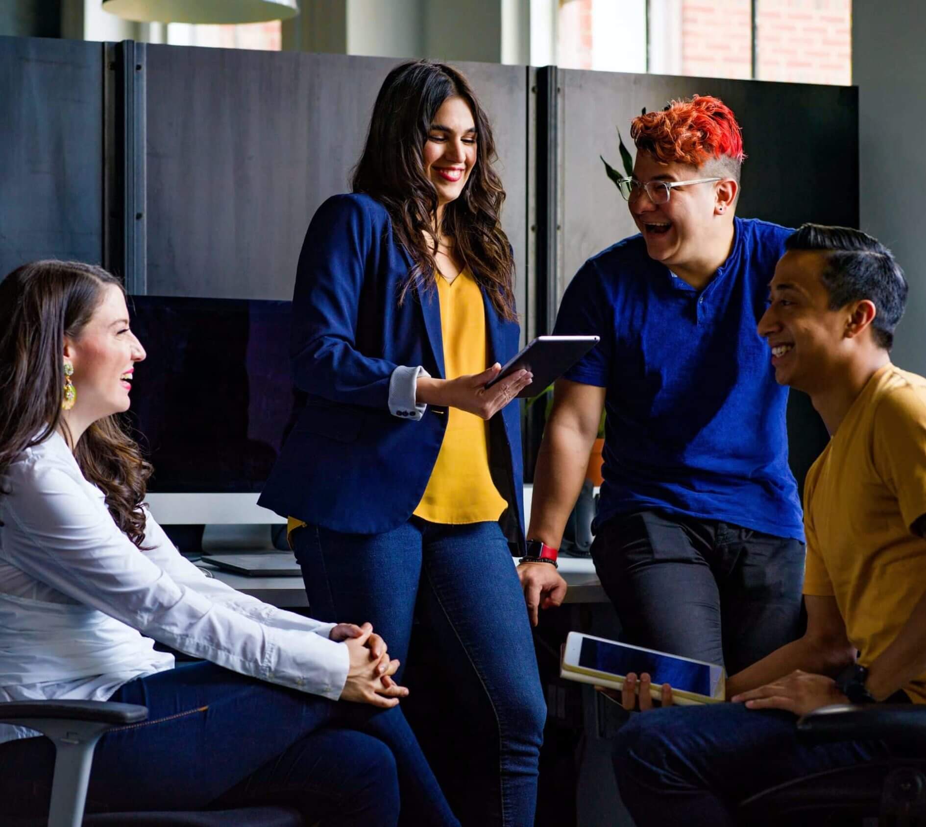 Woman leading a meeting on adhesion contracts